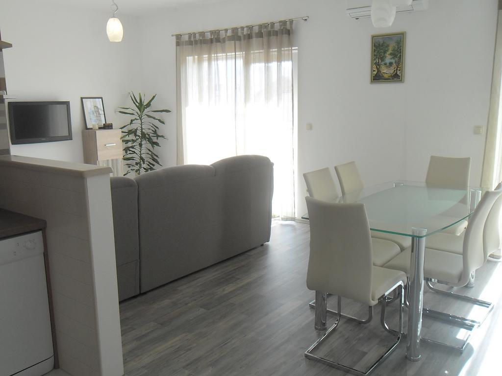 Apartments Robi Trogir Zewnętrze zdjęcie