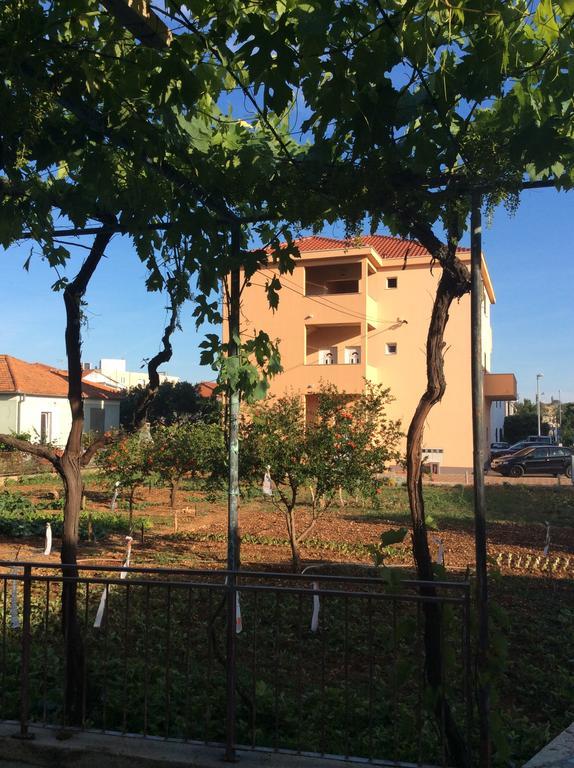 Apartments Robi Trogir Zewnętrze zdjęcie