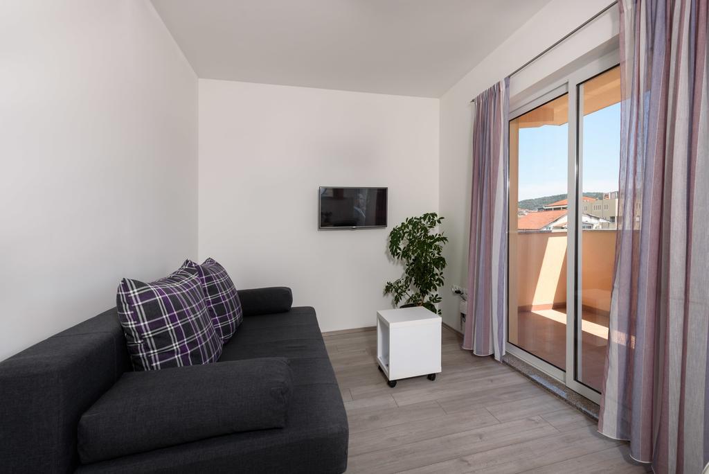 Apartments Robi Trogir Zewnętrze zdjęcie