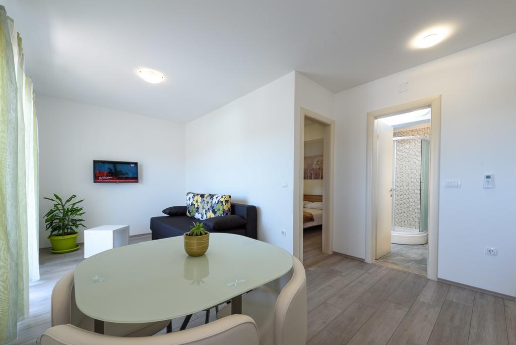 Apartments Robi Trogir Zewnętrze zdjęcie
