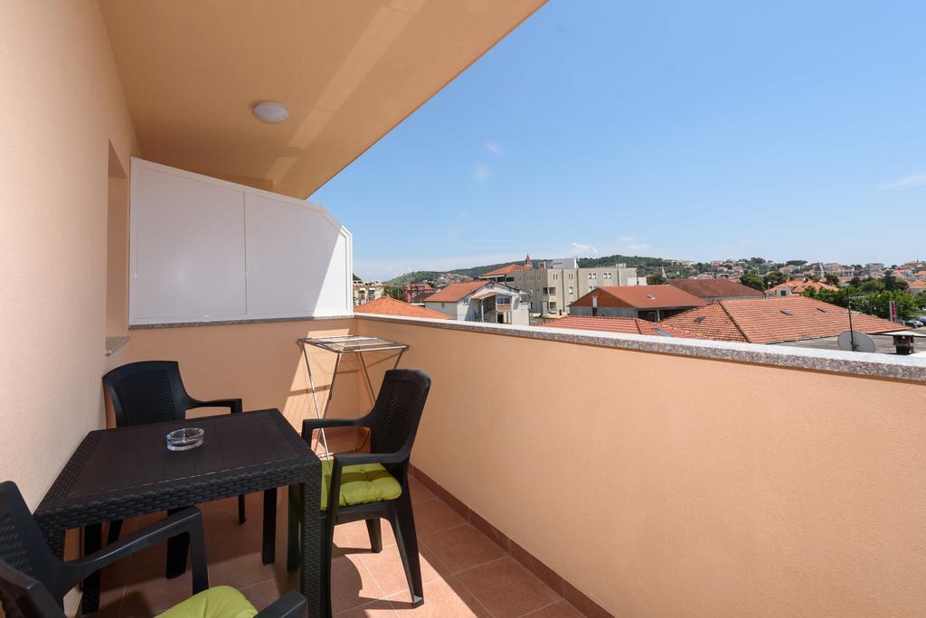 Apartments Robi Trogir Zewnętrze zdjęcie