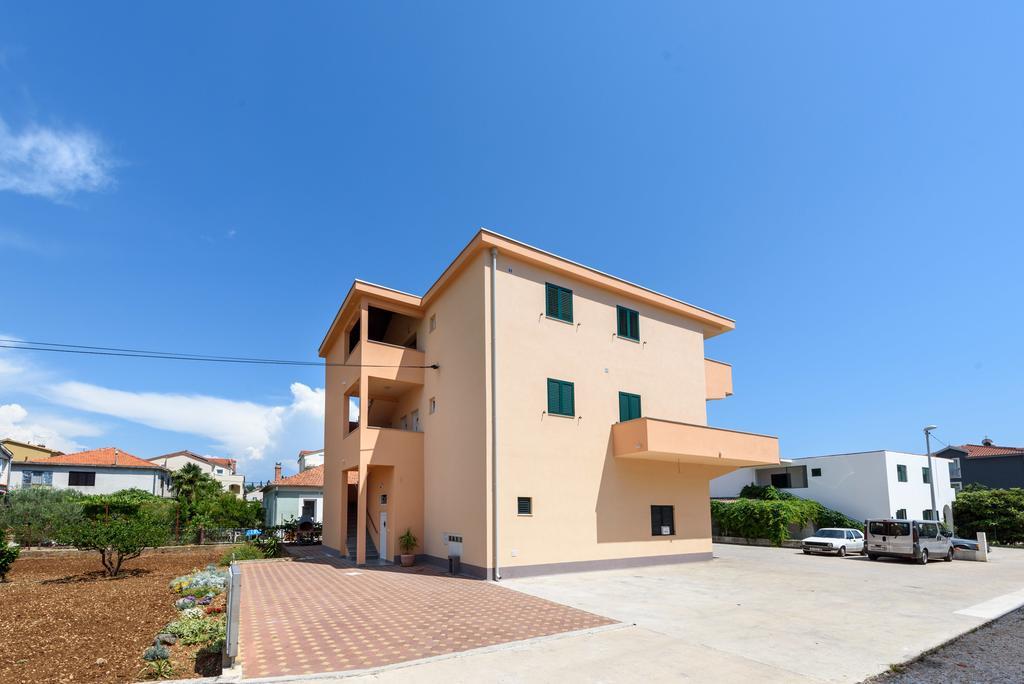 Apartments Robi Trogir Zewnętrze zdjęcie